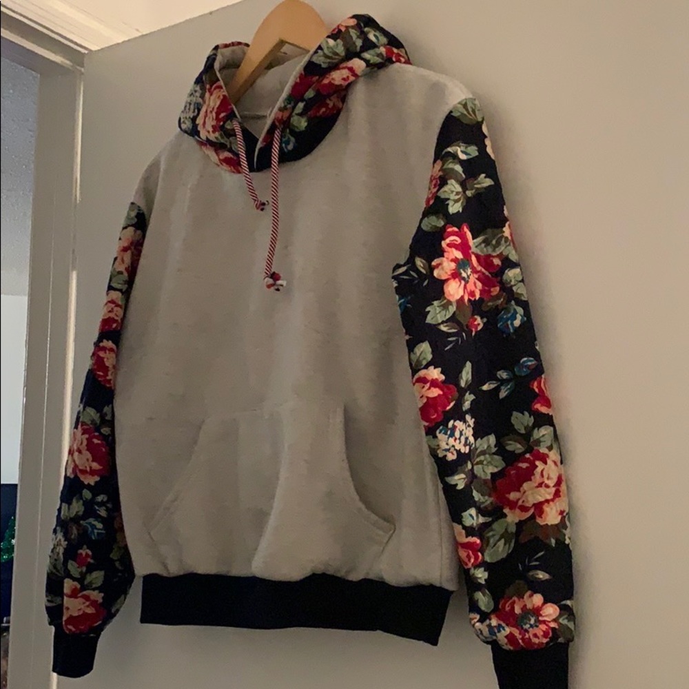 Zheng Wei Na by Designer Club Sweatshirt